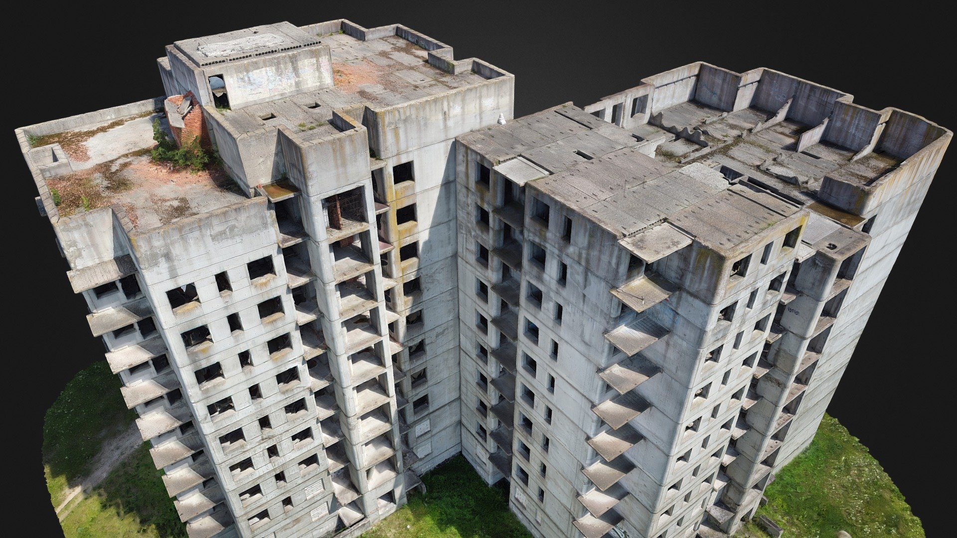 3D scan of an old, abandoned, derelict soviet apartment complex.

Empty windows, empty roof, concrete walls. 

With normal map.